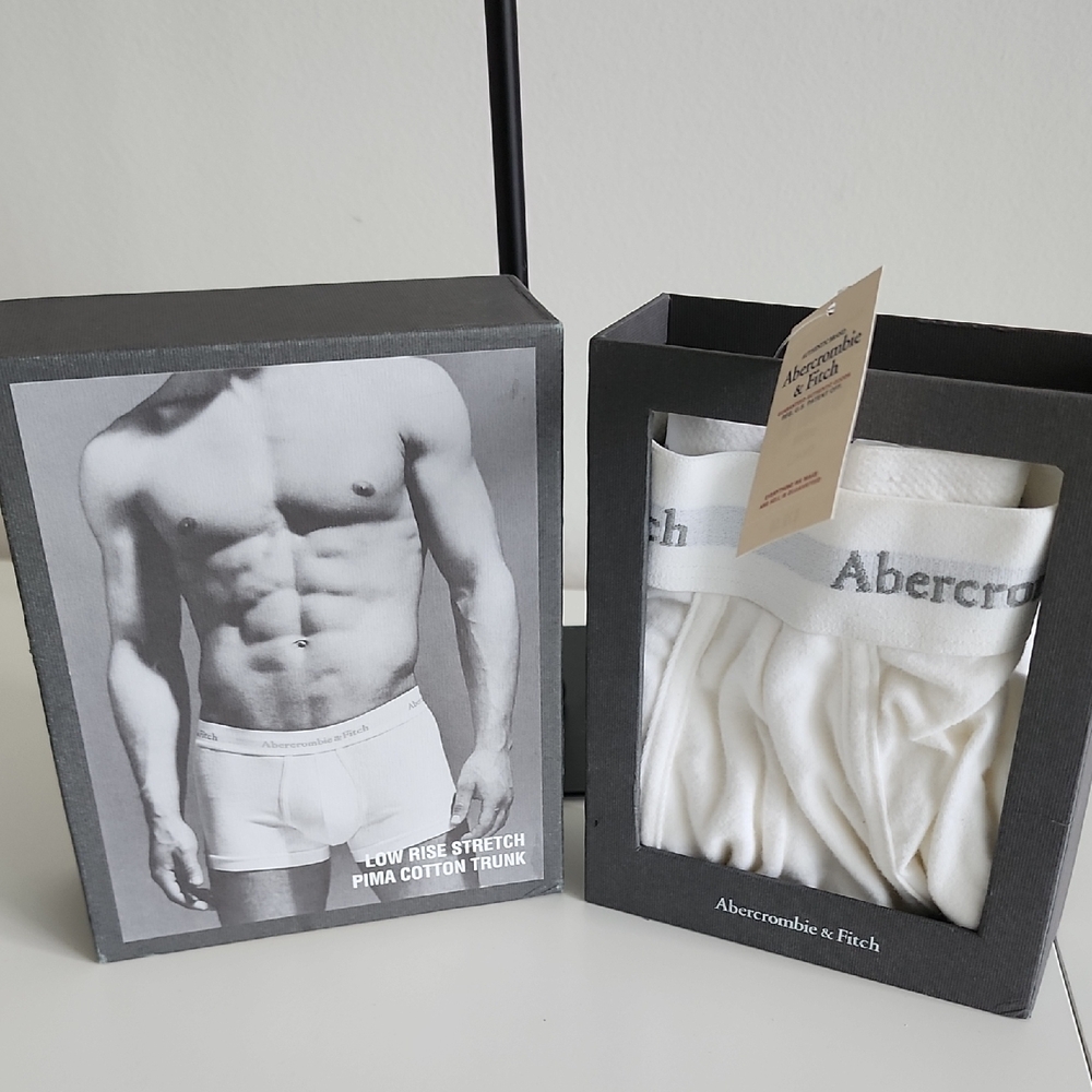 Abercrombie & Fitch White Pima Cotton Trunk